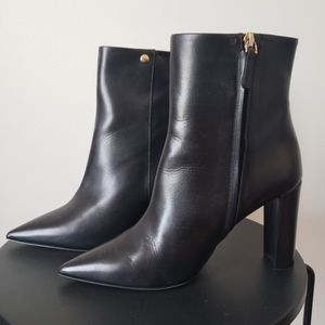 Tory Burch Penelope Black Ankle Bootie size 9